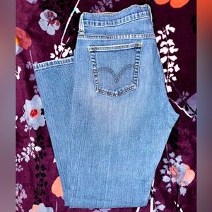 Classic Levi 515♥️